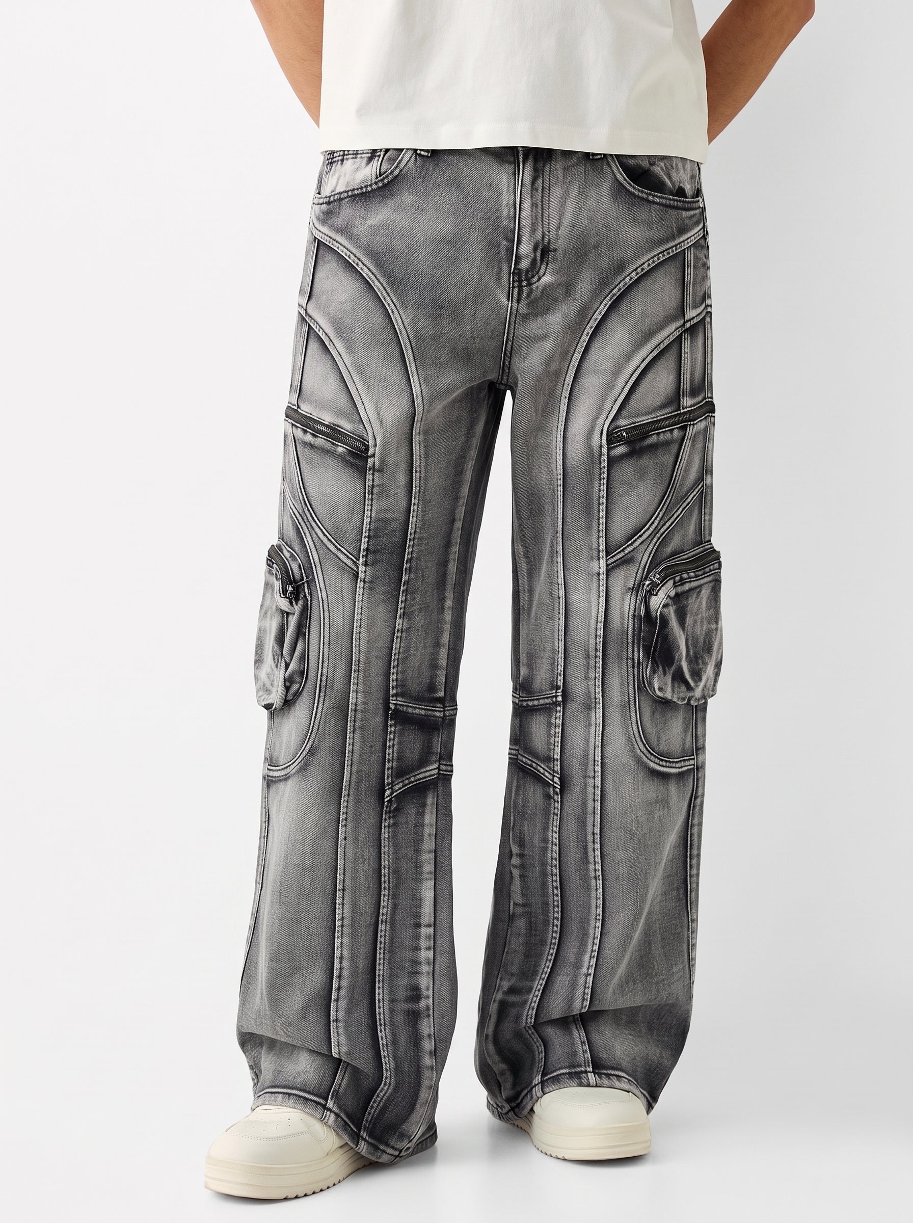 Baggy Jeans: Ripped, Denim Jeans for Men