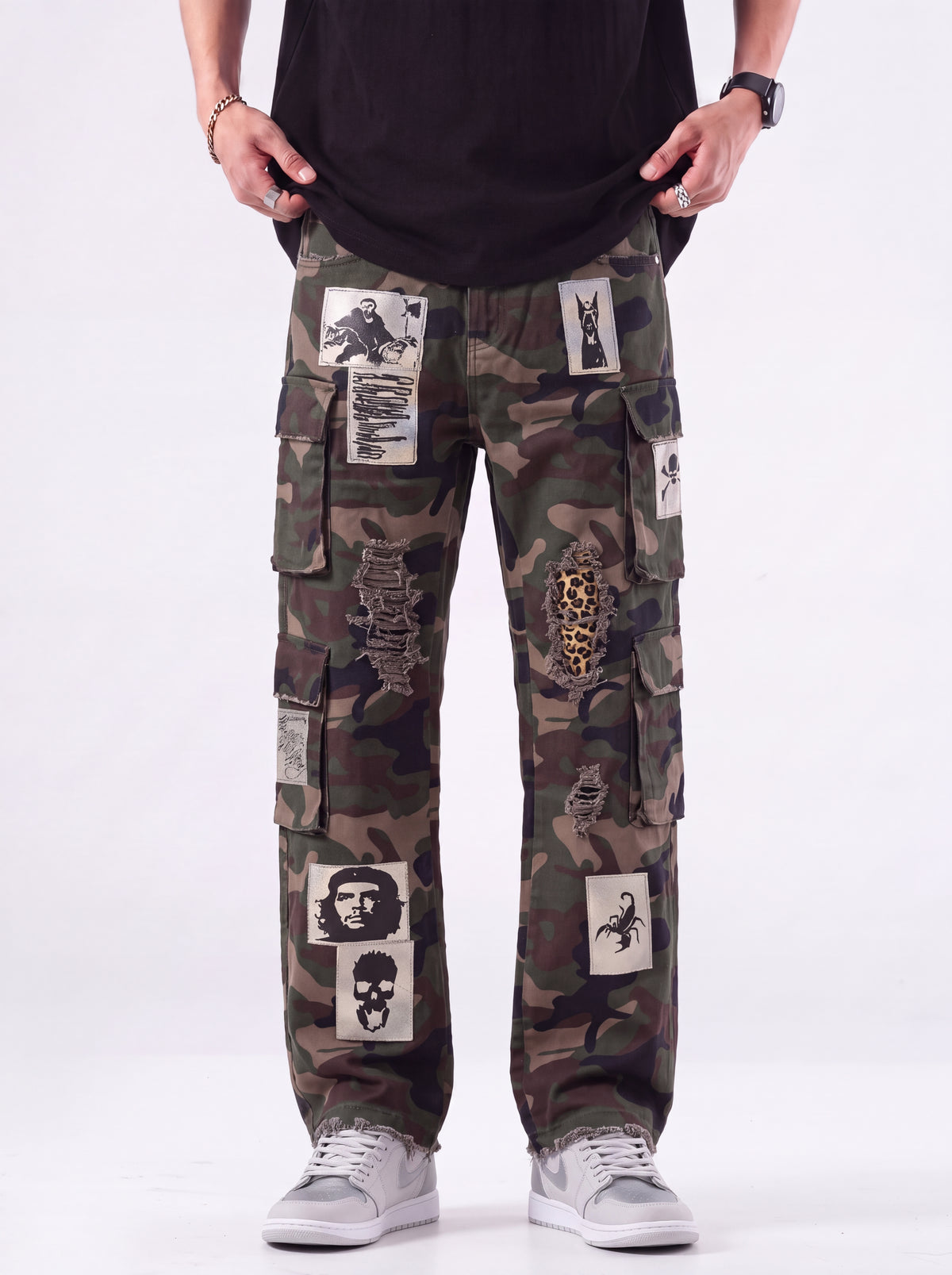 W BY WAIMEA CAMO REBEL CARGO RELAXED JEAN